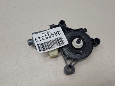 8W0959812 Cam Kaldırma Motoru Arka Sağ Audi A4 B9 Allroad 2016-