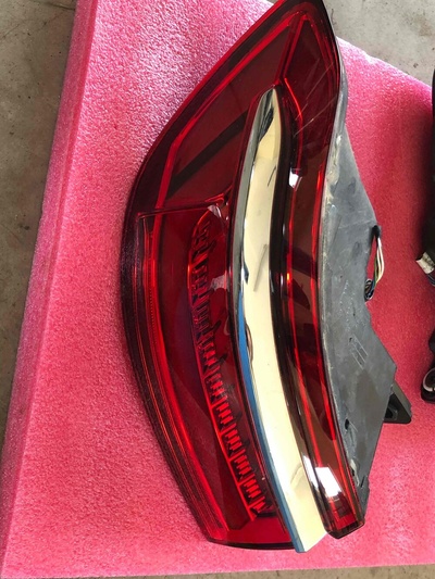 4N0945091B Arka Sağ Lamba Audi A8 D5 (2017—2023) 2018