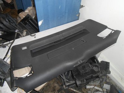8R0867979B Bagaj Kapağı Alt Kaplaması Audi Q5 8R 2008-2017