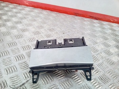 A2046801350 Ön Küllük Mercedes C-Class (W204) (2006-2015) 2008,