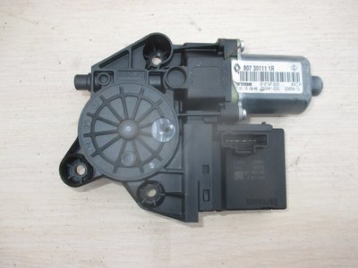 807301111R Ön Sağ Cam Kaldırma Motoru Renault Fluence 2005-